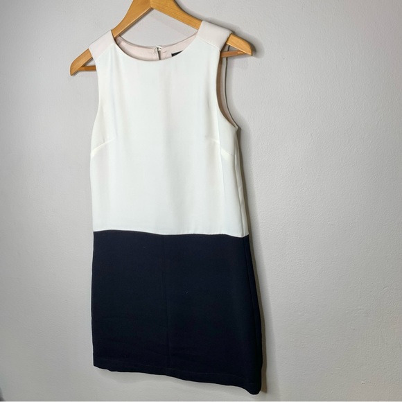 H&M Colorblock Shift Dress - Picture 2 of 12
